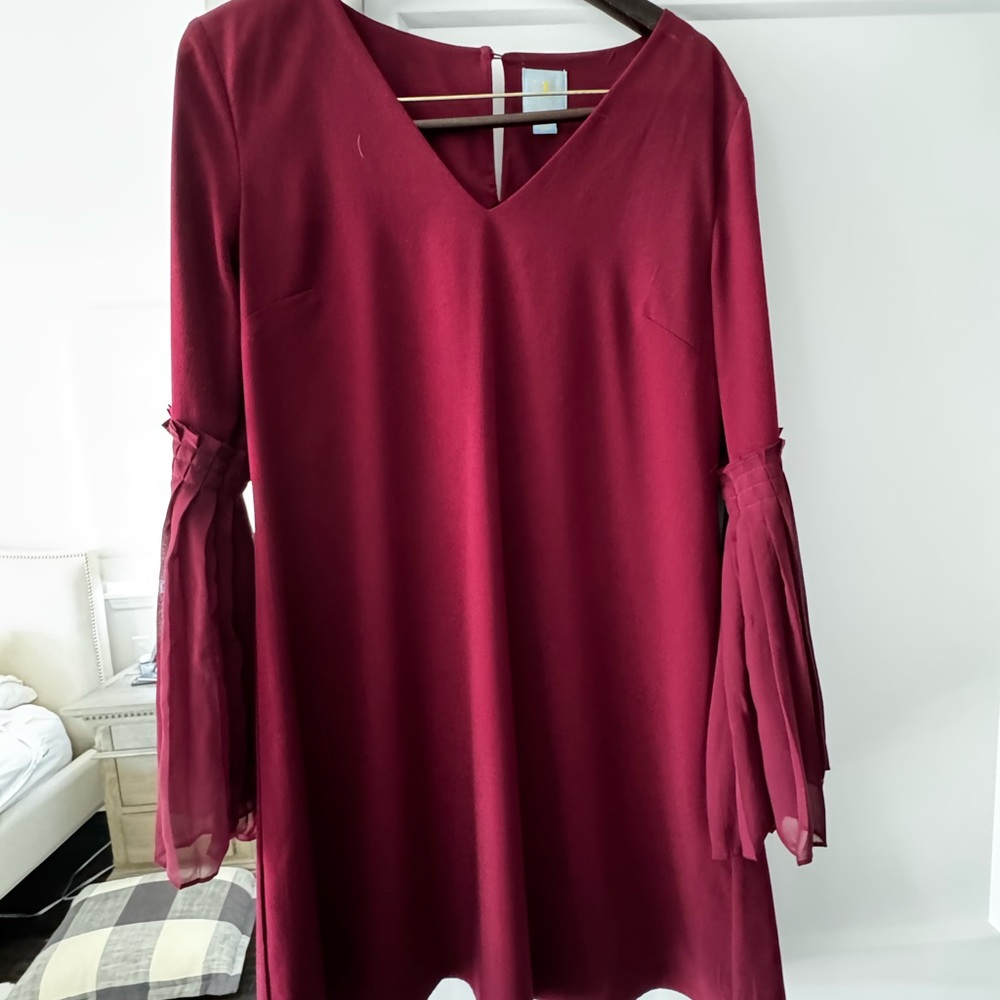 CeCe Wine Red V-Neck Long Sleeve Dress with Pleated Bell Sleeves